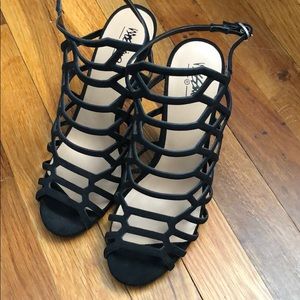 Mossimo Black Suede Sandals-Size 8